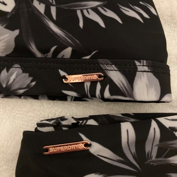 Super Dry Bikini Top and Bottom - Size Small - Bathing Suit - Picture 3 of 4